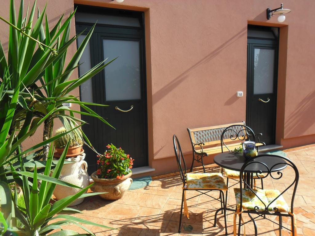 Viola Di Mare Rooms And Parking Termoli Εξωτερικό φωτογραφία