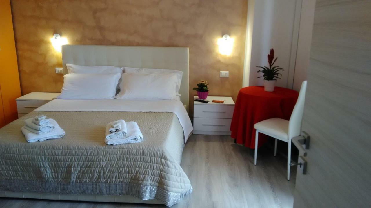 Viola Di Mare Rooms And Parking Termoli Εξωτερικό φωτογραφία